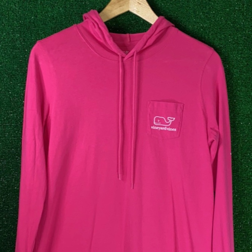 Pink Vineyard Vines hooded dress